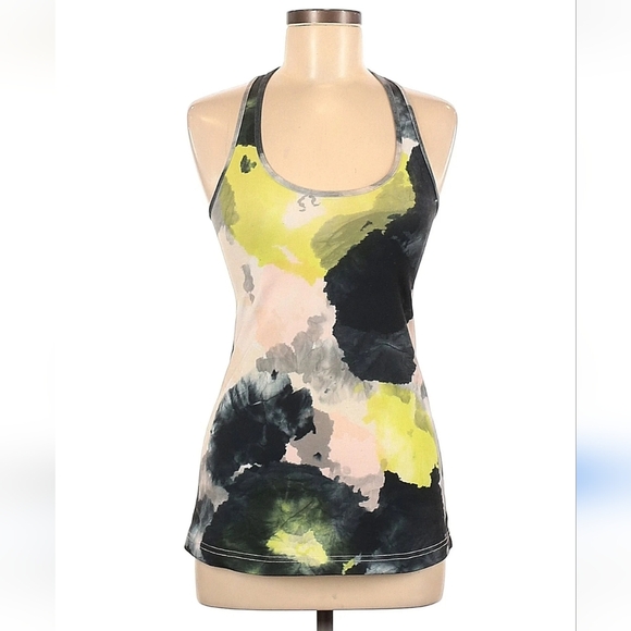 lululemon athletica Tops - Lululemon tank top size S
